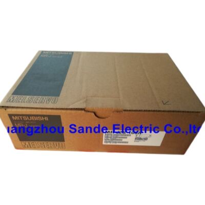 Mitsubishi MR-J2S-200A Новый сервомотор Быстрая доставка MRJ2S200A MR-J2S-200A