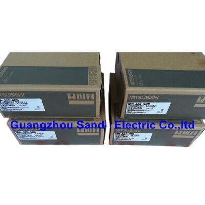 Новый и оригинальный Mitsubishi Servo Driver MR-J2S-40B MR-J2S-4OB