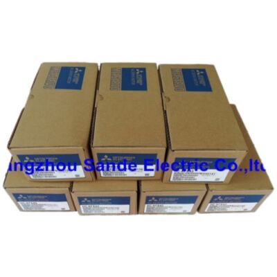 HC-KFS43 NEW Mitsubishi Servo Motor HCKFS43 Бесплатная скоростная доставка Гарантия один год